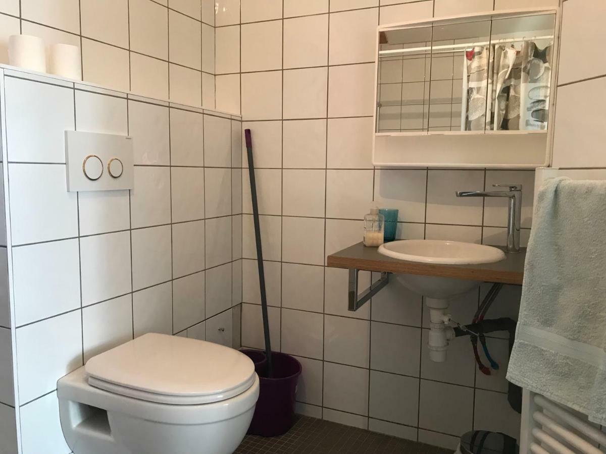 Joli Studio Au Calme Lägenhet Bassens  Exteriör bild